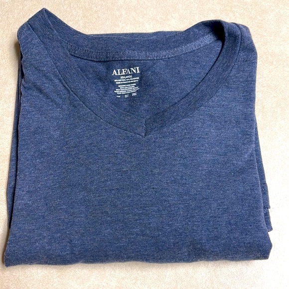 Men’s Alfani V-Neck T-Shirts Black and Blue Size XXL - Picture 4 of 7